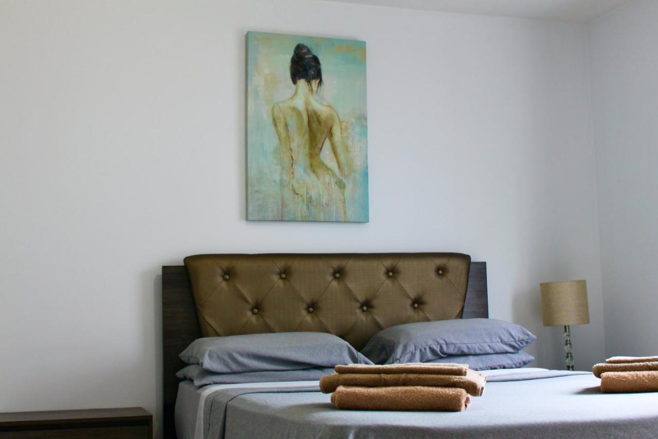 Chic Apartment Los Angeles Exterior photo